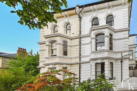 19 Buckingham rd, BN1 front shot.jpg