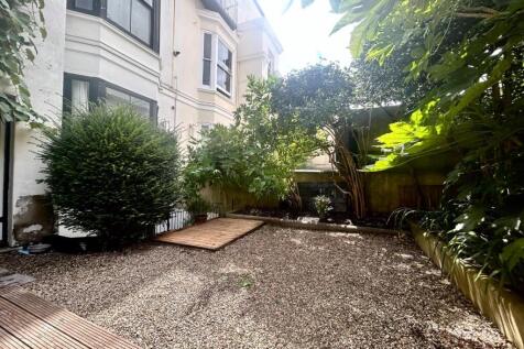 Garden 2.jpg