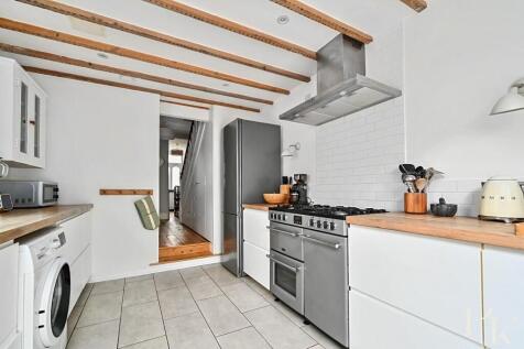 44 Coleridge Street BN3 (4).jpg