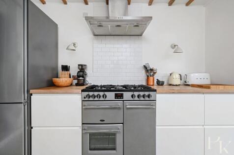 44 Coleridge Street BN3 (6).jpg
