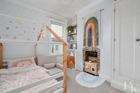 44 Coleridge Street BN3 (19).jpg