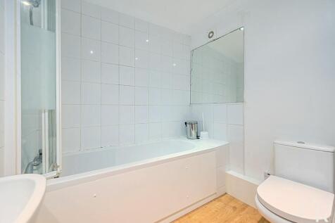 22a Montpelier Cresent, BN1 (16).jpg