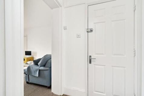 Flat 4a 1 Denmark Terrace bn1 - photos (5).jpg
