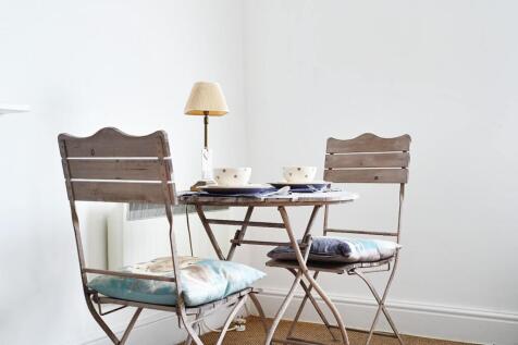 Flat 4a 1 Denmark Terrace bn1 - photos (13).jpg