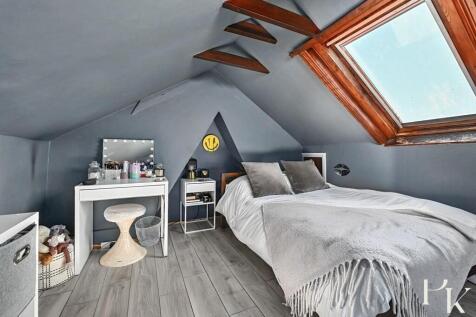 72 Montgomery St BN3 (20).jpg