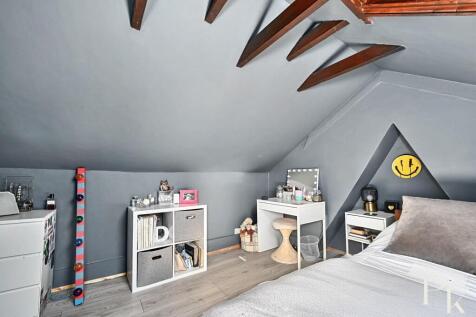 72 Montgomery St BN3 (22).jpg