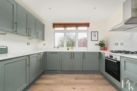 Flt 5, 145 New Church Road (4).jpg