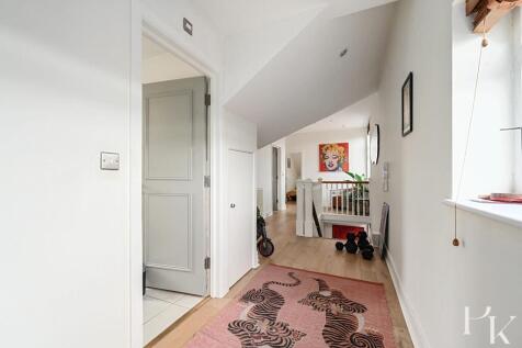 Flt 5, 145 New Church Road (6).jpg