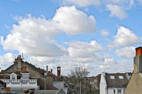 Flat 4 63 Portland Road bn3 - photos (8).jpg