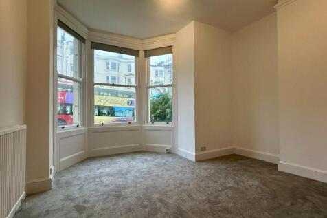 Living Room 2024.jpg