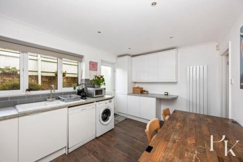 Maytree Close 2_007.JPG