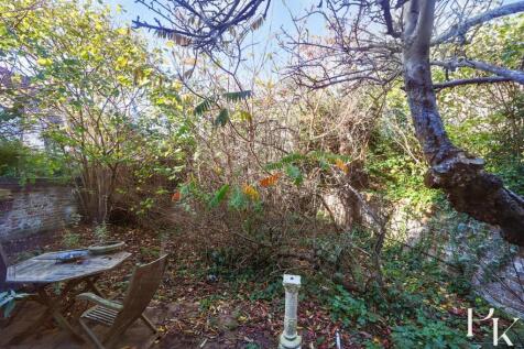 FLAT 2 - 22 SACKVILLE ROAD (9).jpg