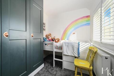 12 Brambledean Road, bn41 (9).jpg