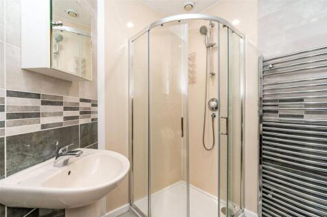 Family Shower Room