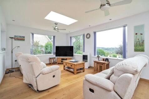 Sitting/Dining Room