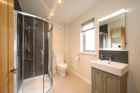 Loch Hse-Ensuite