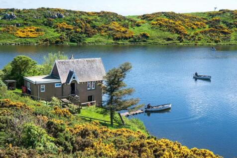 Lochside Cottoage