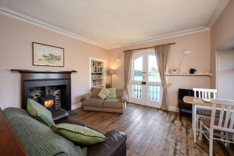 Lochside Cot-Sit Rm