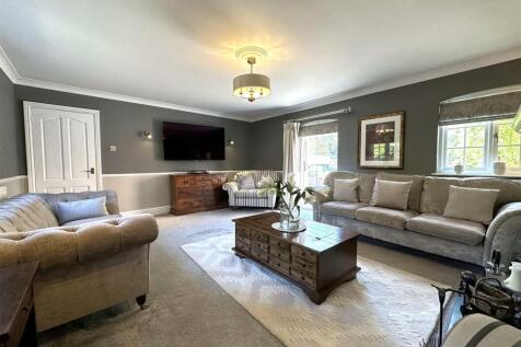Large Lounge 262