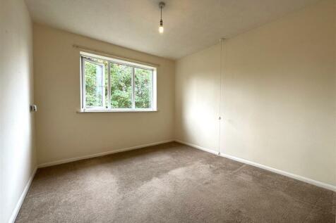 Bedroom 096