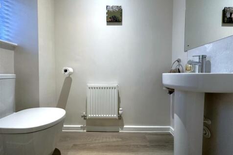 Ground Floor W.C 495