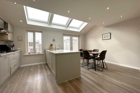 Open-Plan Dining Kitchen 038