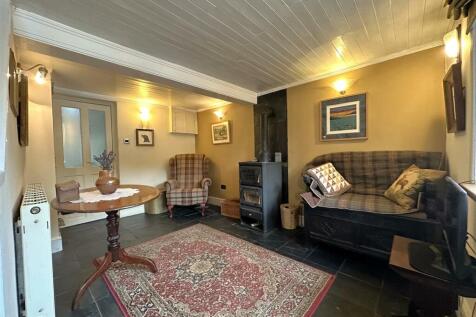 Sitting Room 990