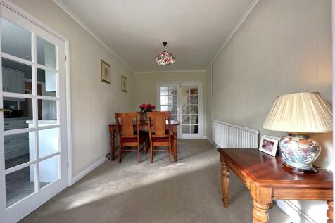 Dining Room Into Kitchen 009
