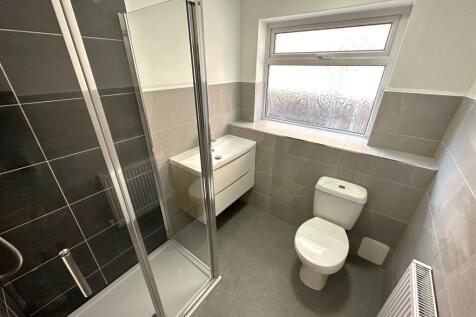 GF Shower Room 879