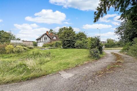 Driveway &amp; Non-Estate Setting 852