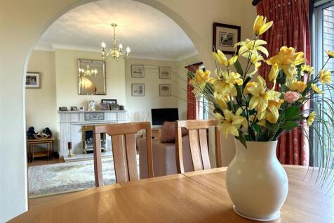 Dining Room Through To Living Room 571