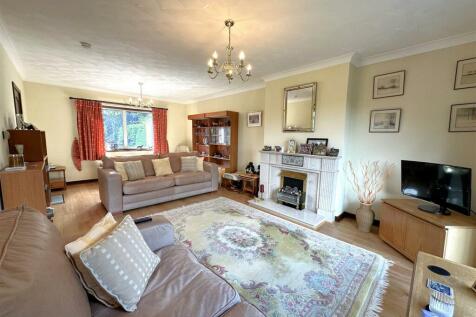 Large Living Room 594