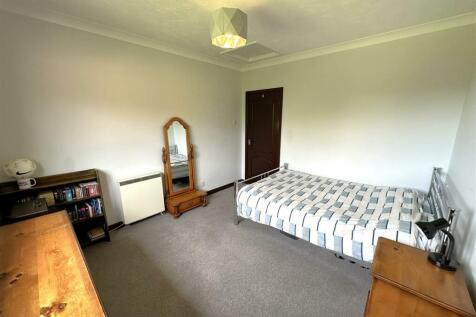Second Bedroom 554