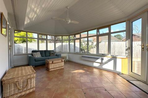 Sun Room 776