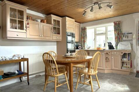 Breakfast Kitchen 834