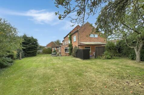 Rear Garden 180