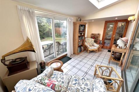 Garden Room 501