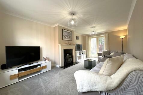 Large Living Room 749