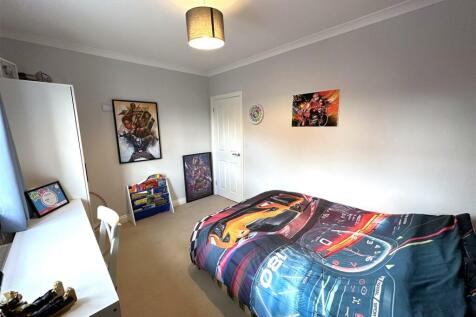 Third Bedroom 821