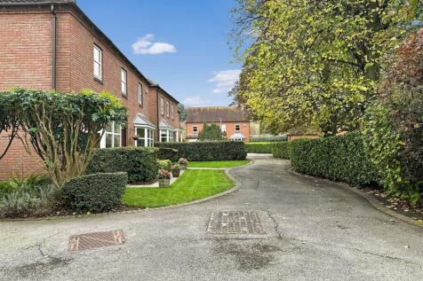 Attractive Driveway Approach 853