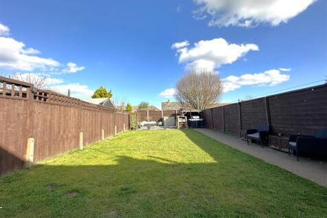 Rear Garden 973
