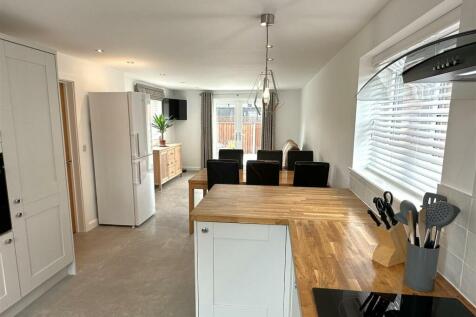 Open-Plan Family Kitchen 288