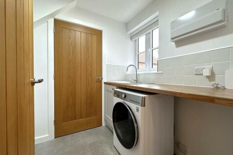 Utility Room 948