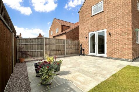 Paved Seating Area 184