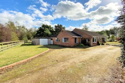Driveway &amp; Detached Garage (2) 527