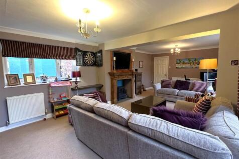 Living Room 809