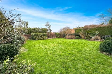 Generous Rear Garden 838