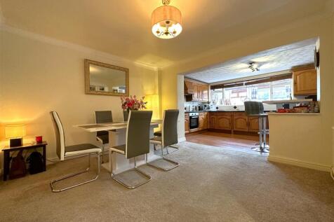 Open-Plan Dining Kitchen 716
