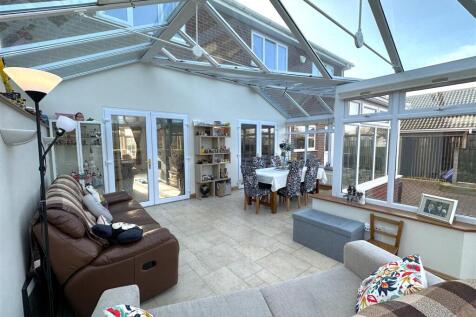 Large Multi-Purpose Conservatory 234