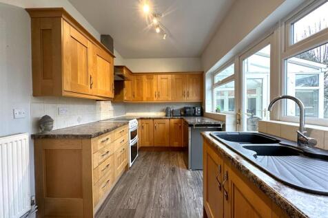Kitchen 982